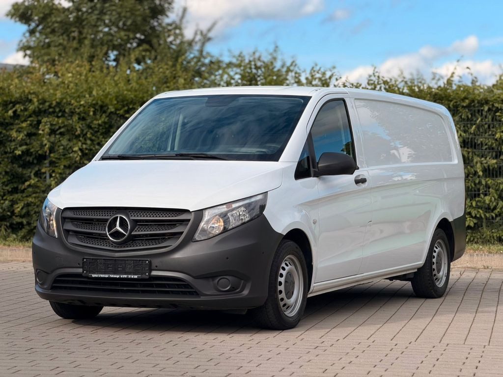 Image of Mercedes-Benz Vito