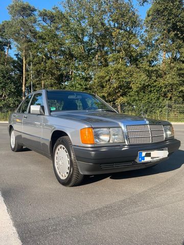 Mercedes-Benz Mercedes Benz 190 unter 100k gelaufen