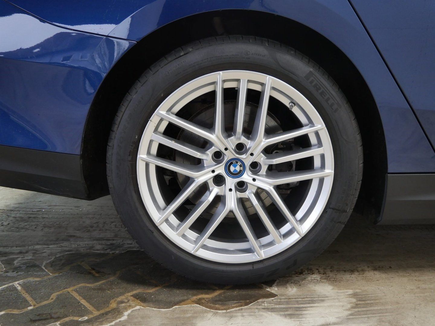 BMW i5 - Bild 8