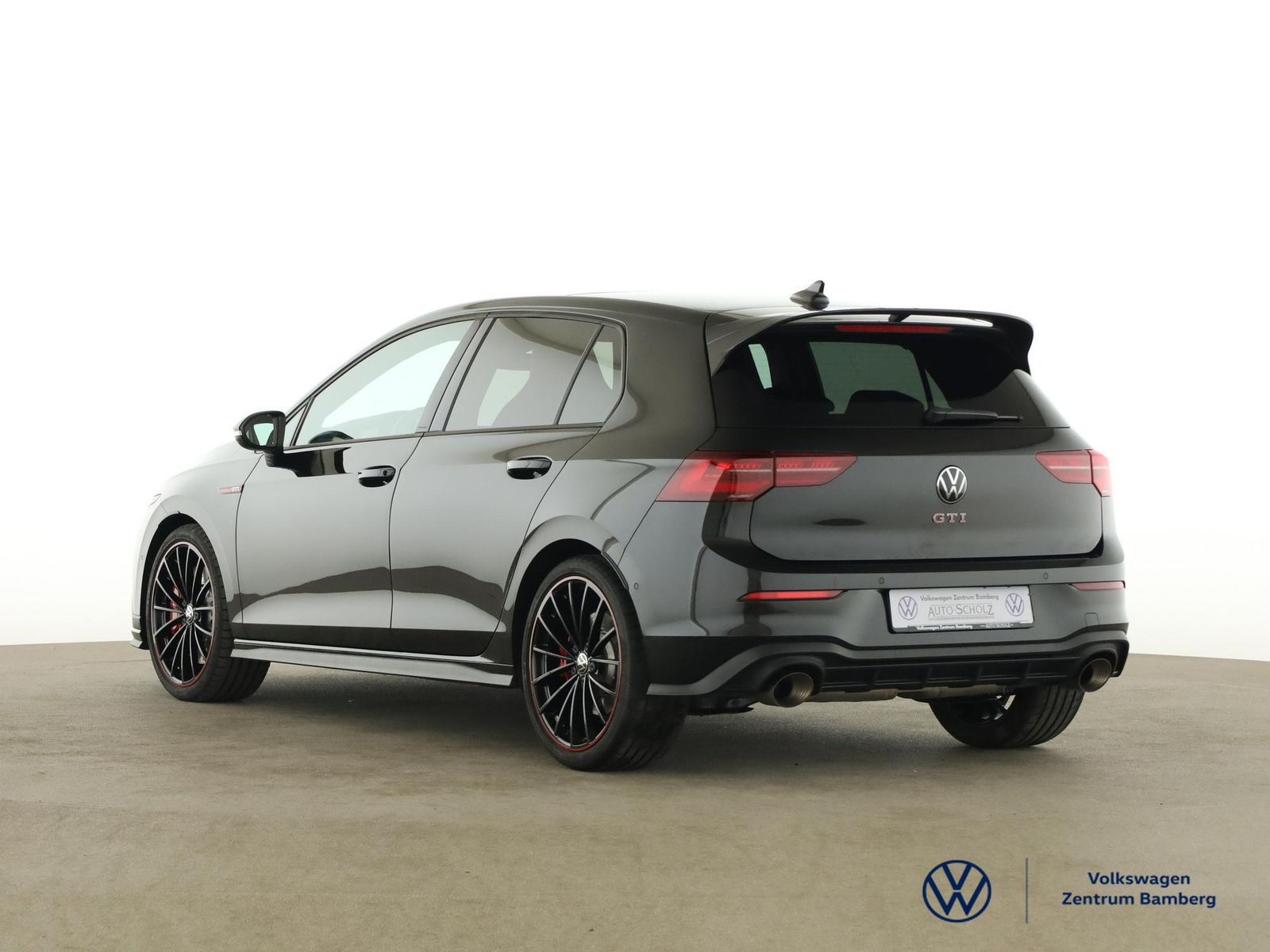 Volkswagen Golf VIII 2.0 TSI GTI Clubsport DSG AKRA PANO foto 4