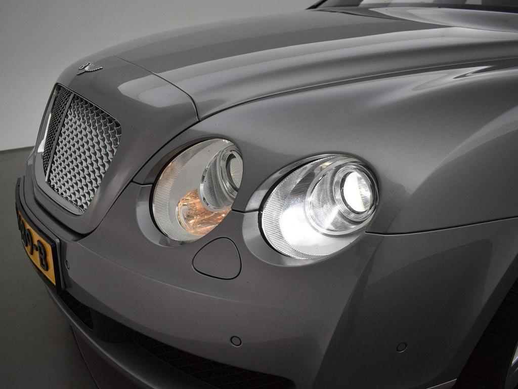 Bentley Continental Flying Spur