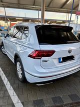 Volkswagen Tiguan Allspace 2.0 TSI 162kW DSG 4MOTION Highli - VW Tiguan Allspace Gebrauchtwagen in Köln