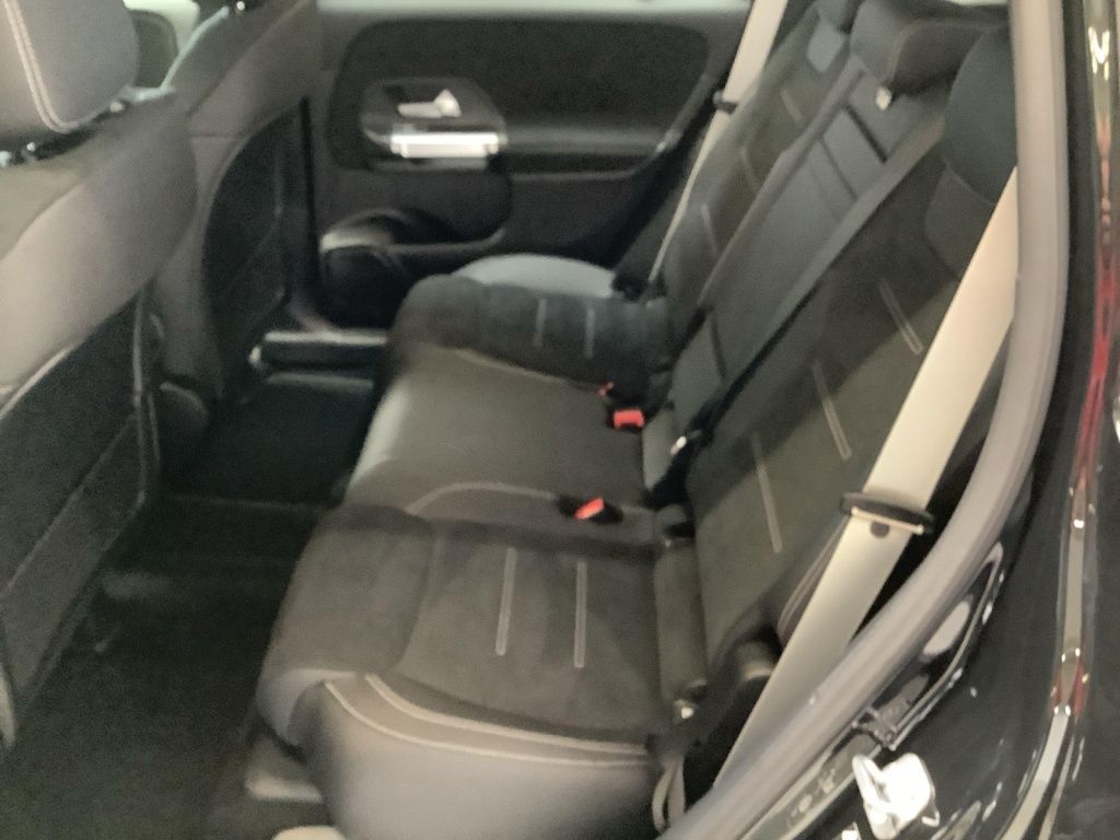 Mercedes-Benz GLB 200 d 4MATIC AMG+NIGHT+19''+KEYLESS+MULTIEBA foto 14