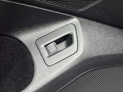 VW Passat Highline RLine Leder Pano 190 R-Line