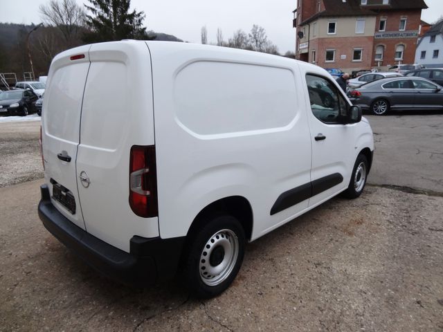 Fahrzeugabbildung Opel Combo E Cargo Selection/35TKM/1.Hd/