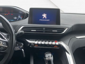 Fotografie des Peugeot 3008 Active 1.2 AHK Kamera Allwetter Sitzh.