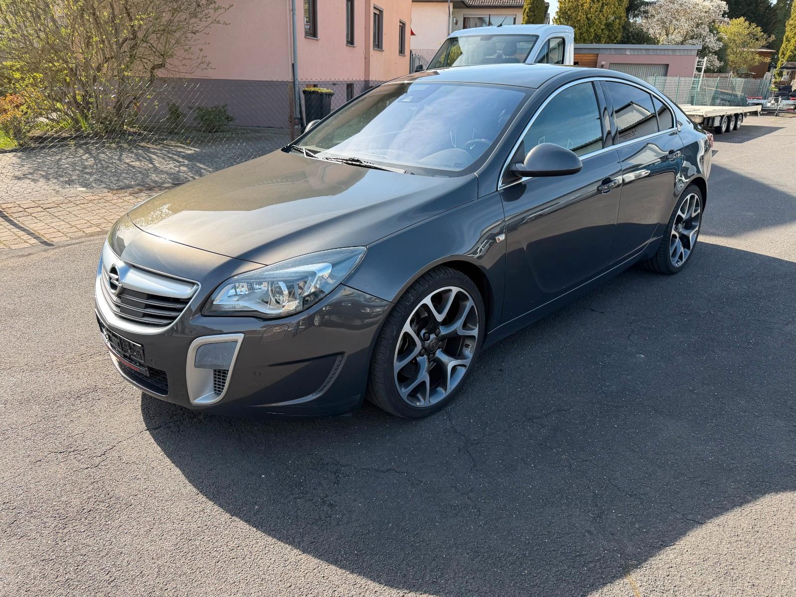 Opel Insignia A Lim. OPC 4x4 Recaro/Leder/Schalter