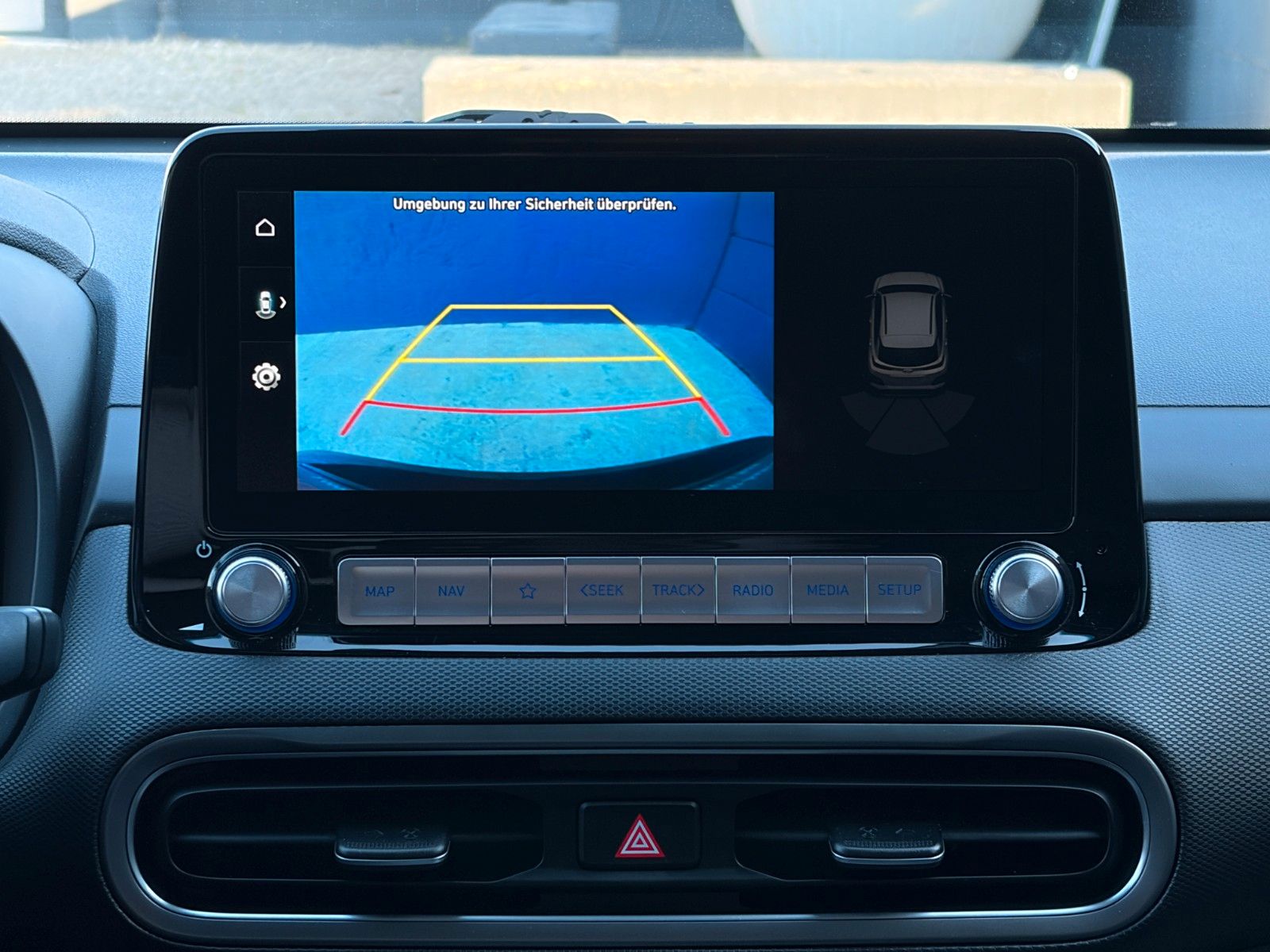 Fahrzeugabbildung Hyundai KONA E 30+ Edition SHZ LHZ LFA LKA CarPlay NAVI