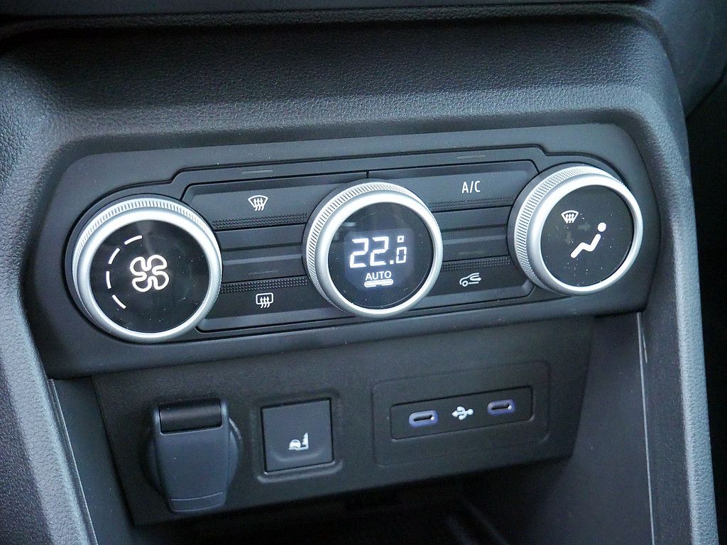 Fahrzeugabbildung Dacia Sandero Stepway Extreme TCe 110 FACELIFT 2026!!!