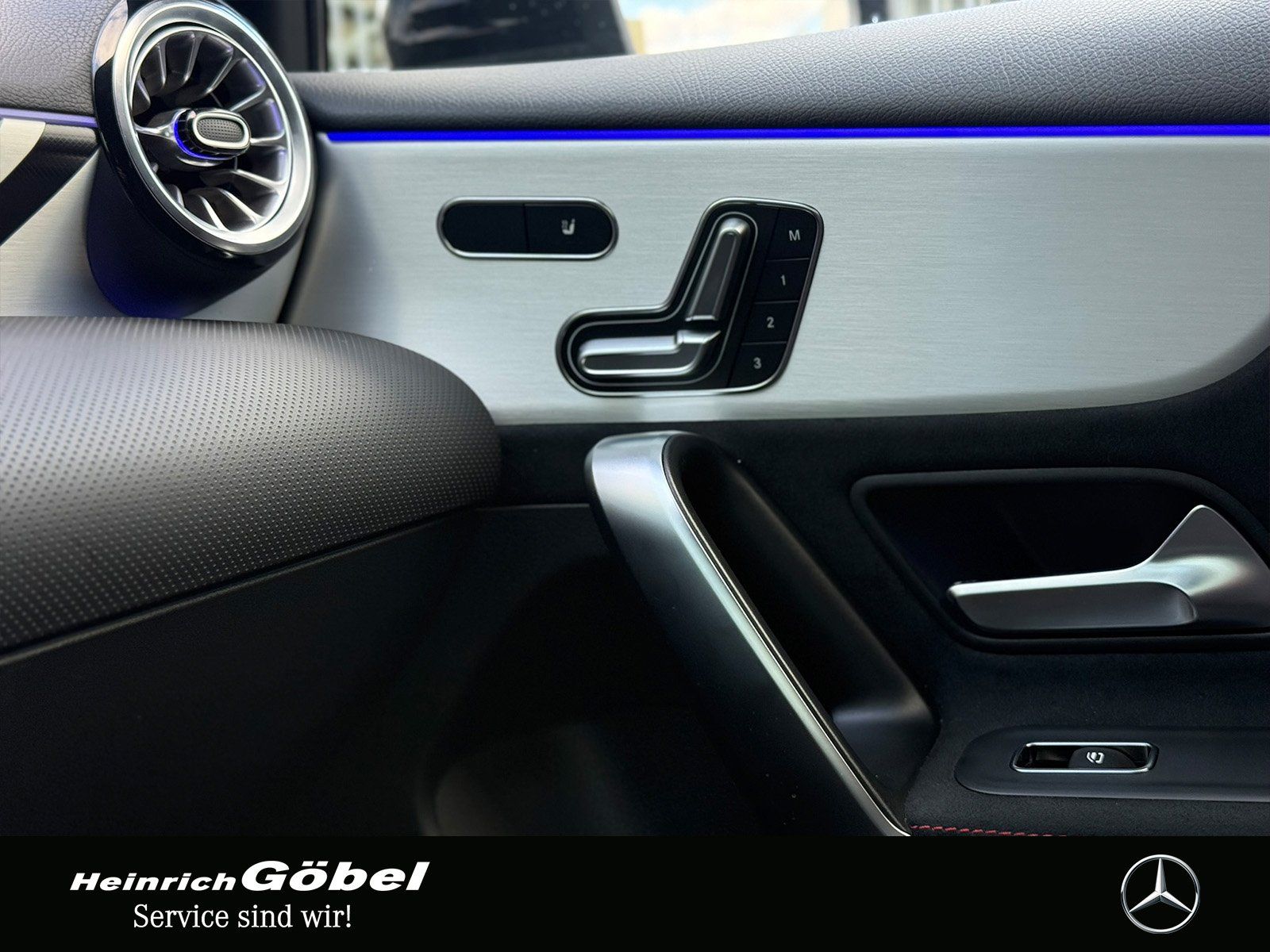 Fahrzeugabbildung Mercedes-Benz AMG A 45 S 4M+FAP*BURMESTER*HUD*PANO*360°KAMERA