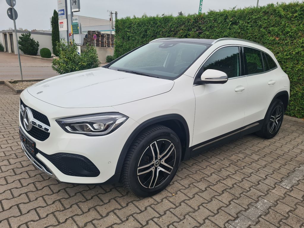 Image of Mercedes-Benz GLA 200