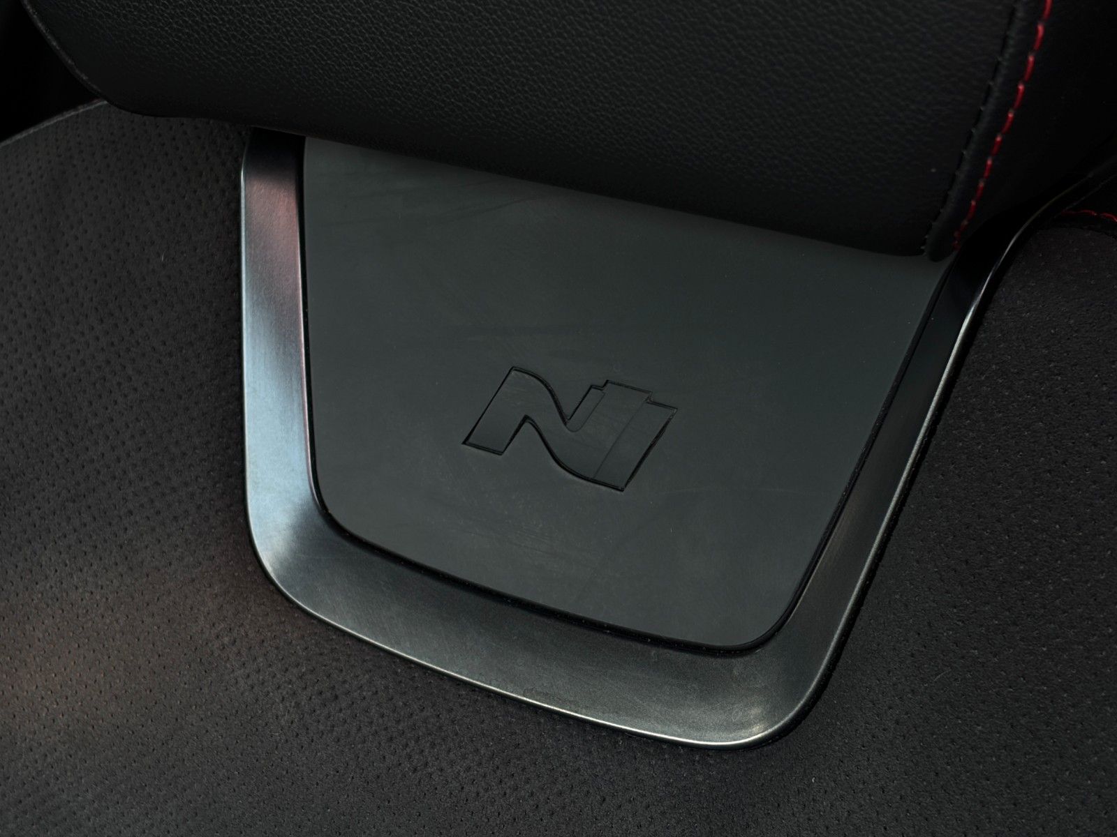 Fahrzeugabbildung Hyundai Tucson 1.6 GDI N-Line PHEV 4WD Kamera AHK ACC