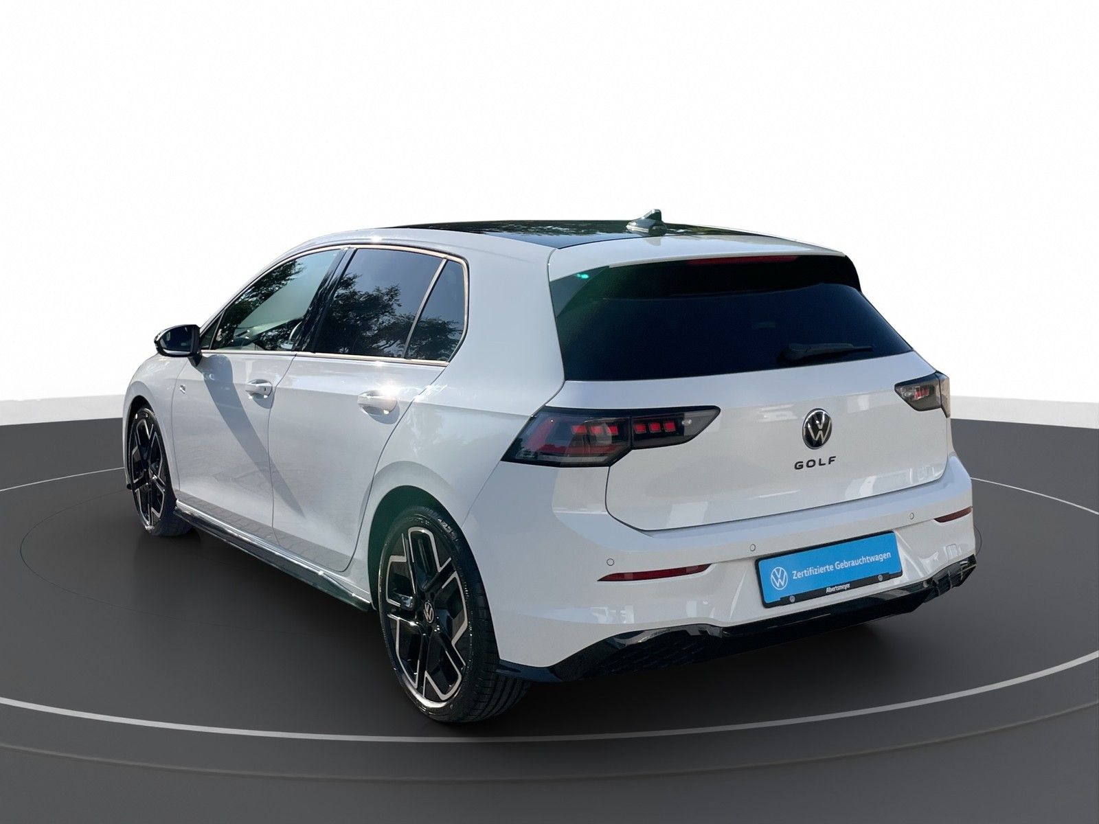 Volkswagen Golf VIII 1.5 eTSI R-Line DSG MATRIX AHK BLACK foto 2
