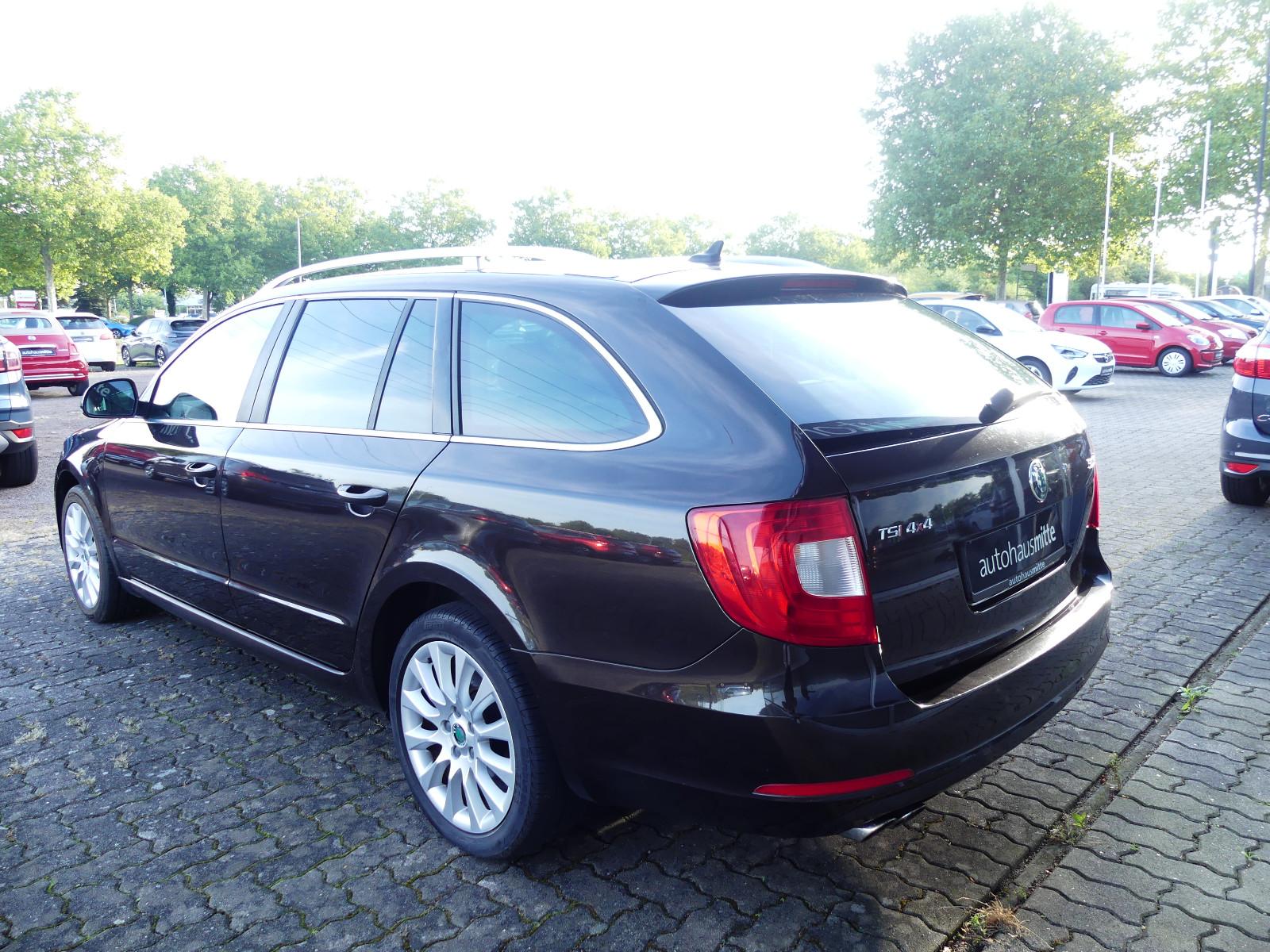 Skoda Superb Combi Exclusive 4x4