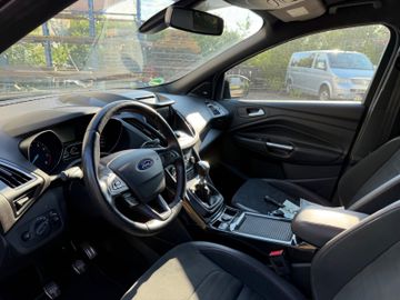 Ford Kuga - 9