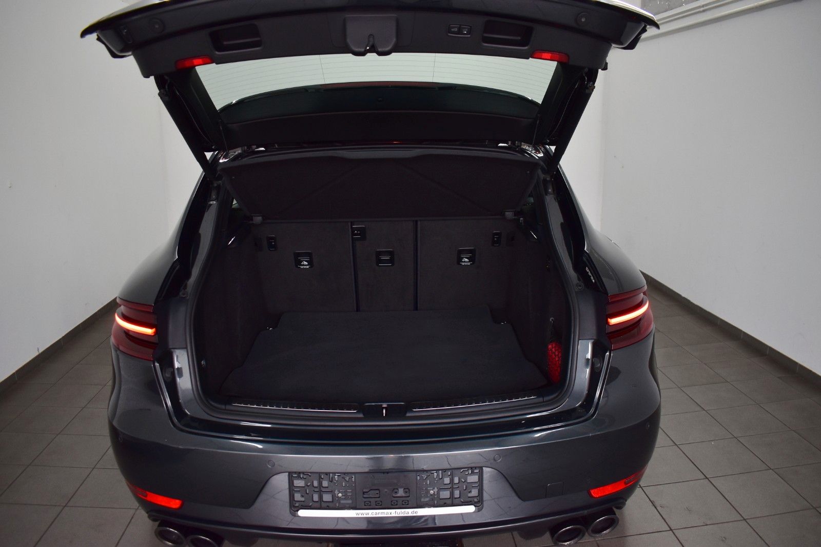 Fahrzeugabbildung Porsche Macan GTS,Navi,LED,AHK,ACC,Bose,Panorama+WR