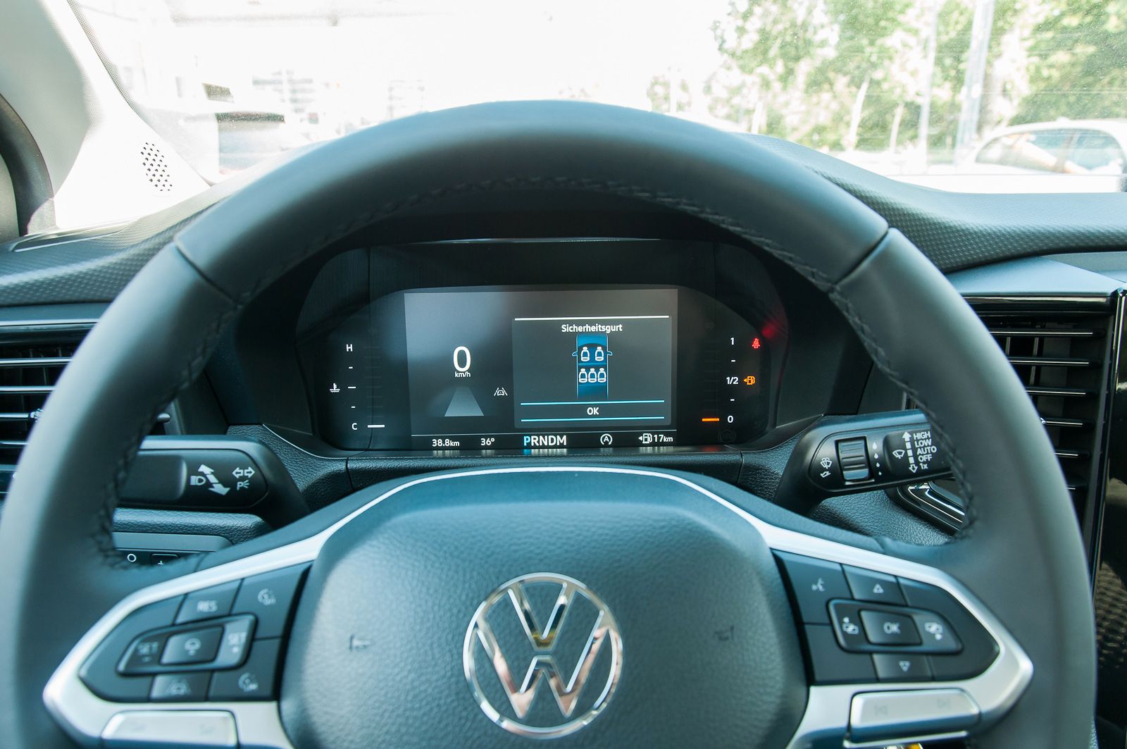 Fahrzeugabbildung Volkswagen Amarok DoubleCab Life 2.0 TDI 151 kW 10-Gang-Aut