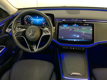 Mercedes E 220 - 9