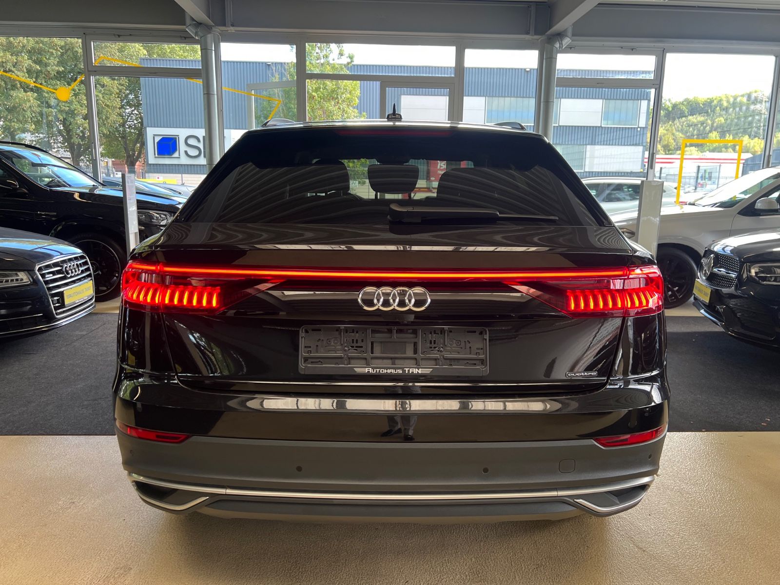 Fahrzeugabbildung Audi Q8 50 TDI quattro * PANO * 4x SITZHEIZUNG * 360