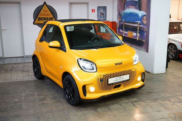 Smart cabrio Solar Flair Brabus electric drive 1. Hand