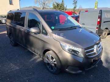 Mercedes V 250 - 1