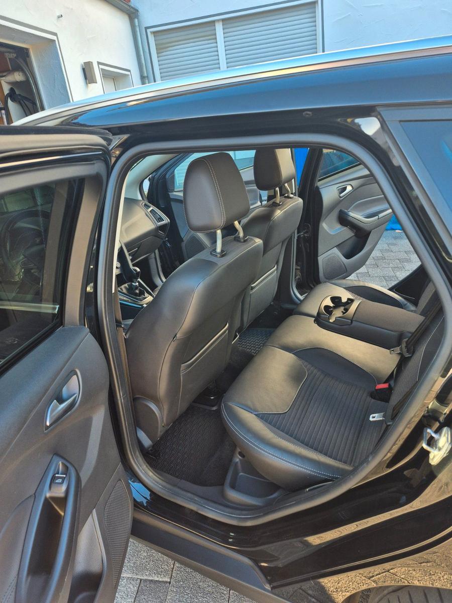Ford Focus 2015 — photo 6