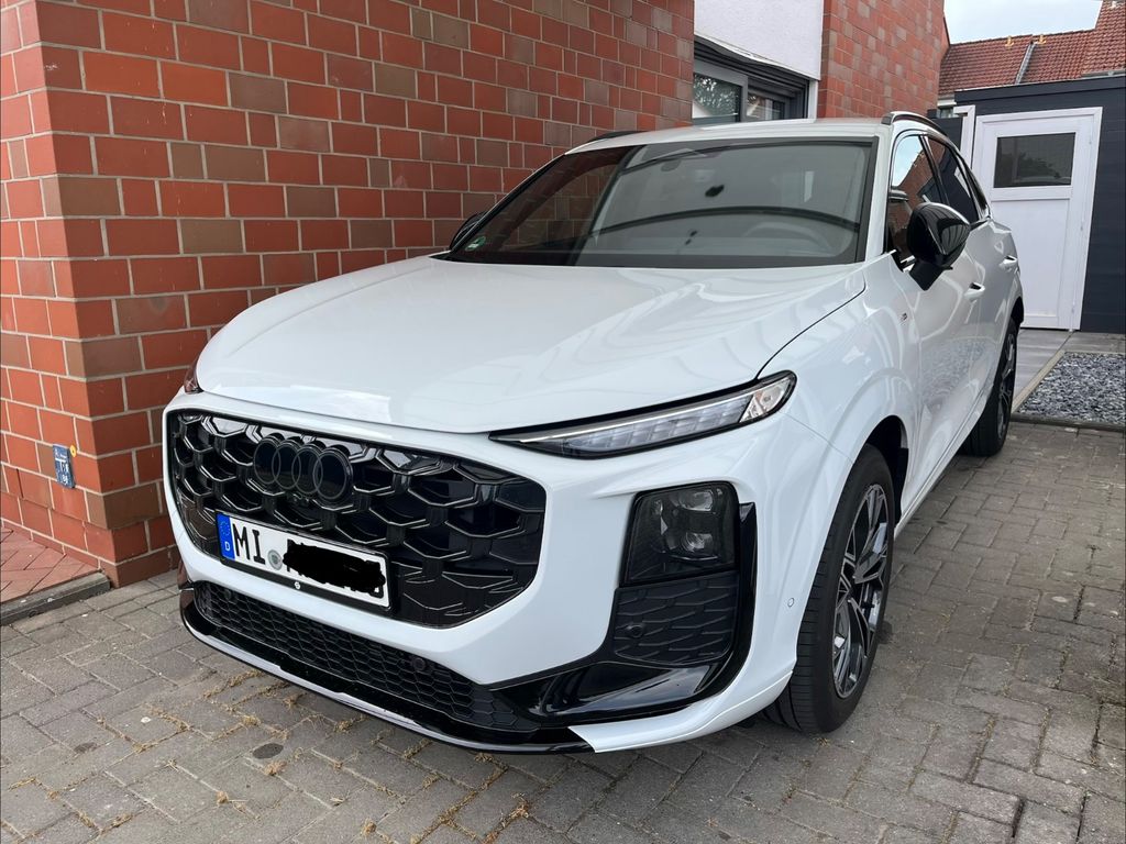 Image of Audi Q3