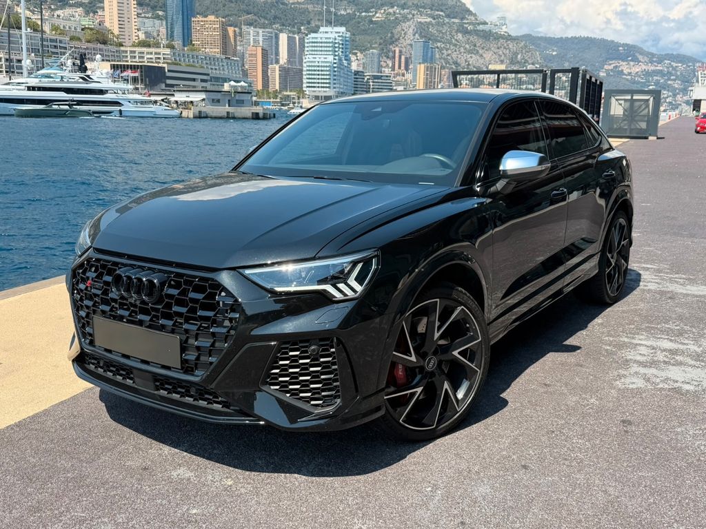 Image of Audi RSQ3