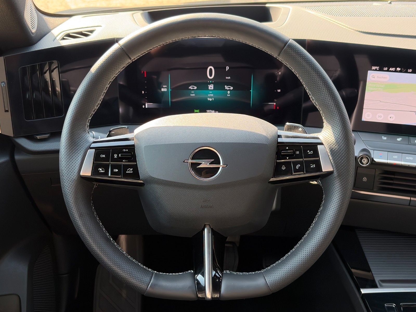 Fahrzeugabbildung Opel Astra L GS 1.2 Turbo Matrix CarPl. HuD 360° ACC