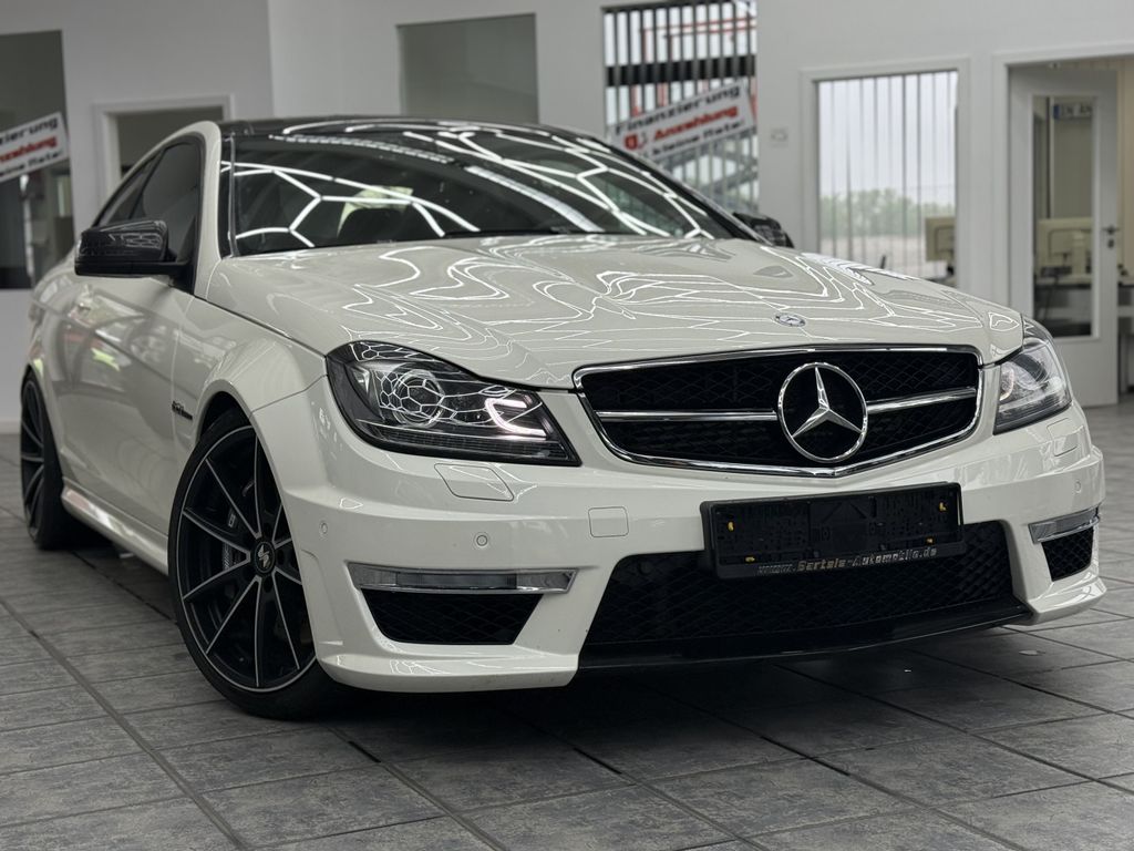 MERCEDES-BENZ C 63 AMG 6.3, Pano, Carbon Paket, Memory, H&K