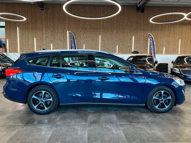 Ford Focus Turnier Cool & Connect*Spurhalte*LED*Navi*