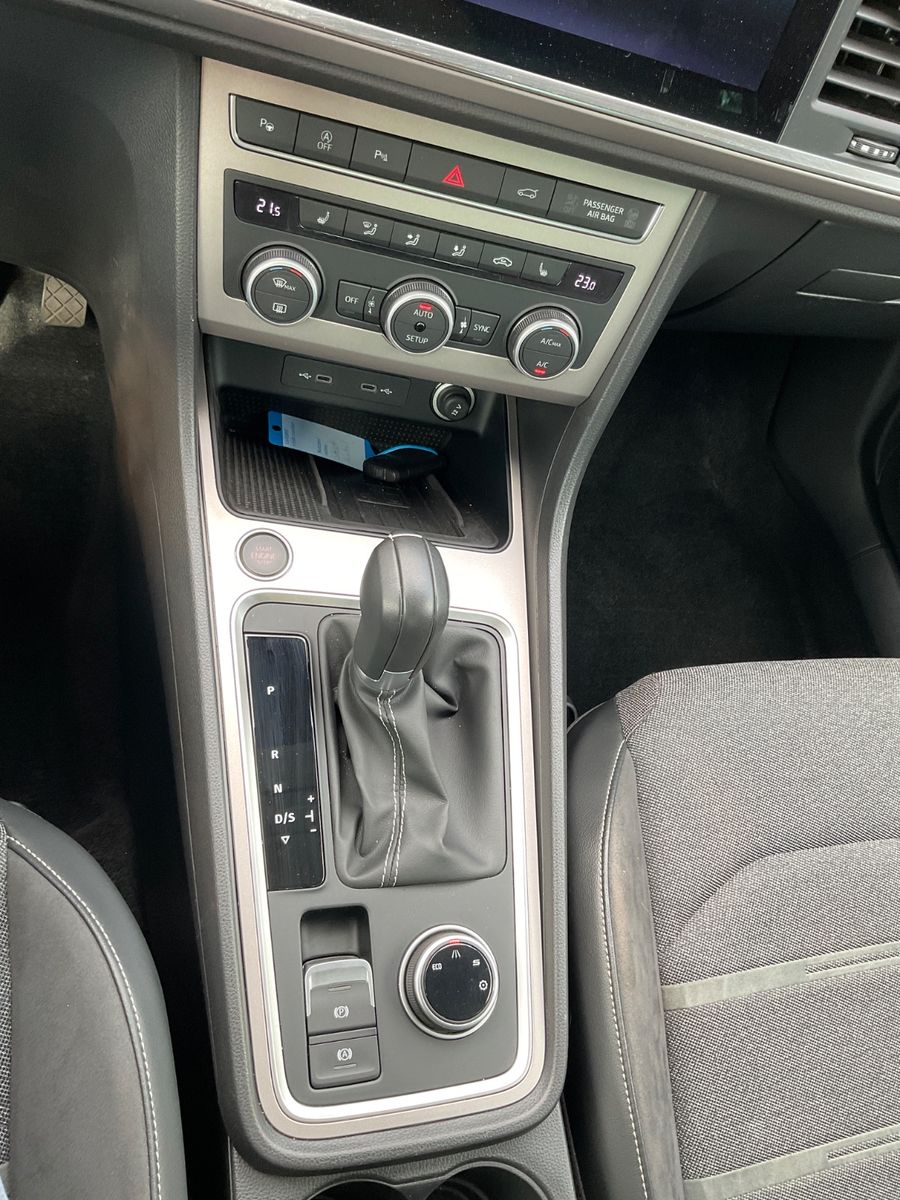 Fahrzeugabbildung SEAT Ateca 1.5 TSI Xperience DSG,Kamera,Navi,Carplay