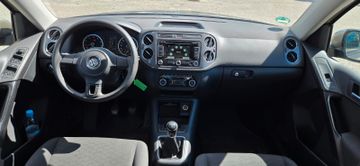 Volkswagen Tiguan - 11