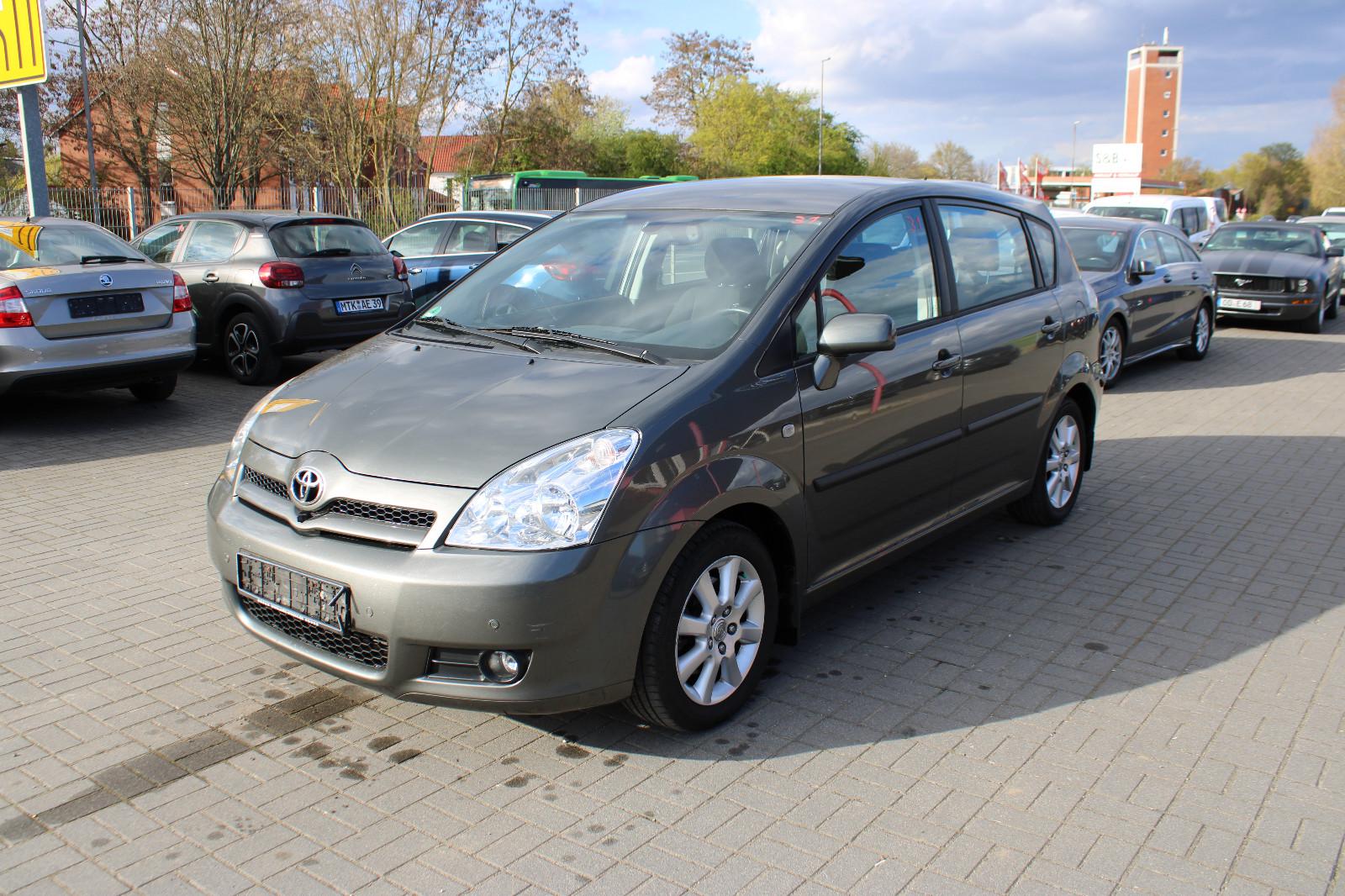 Toyota Corolla Verso 1.8 Executive Auto. Navi 7 Sitzer