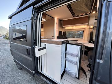 Westfalia Columbus 600 D 180PS Lithium 350WP Solar SKYVIEW
