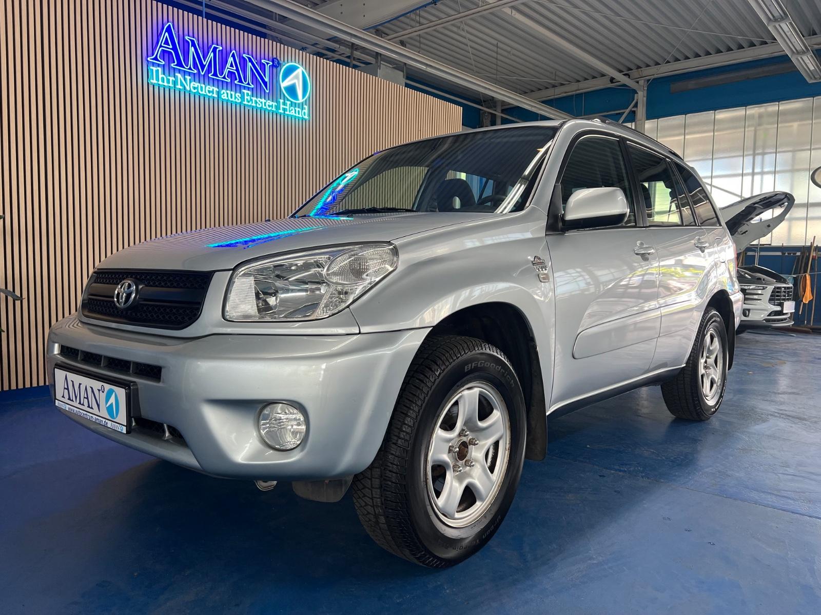 Toyota RAV4 1.8 VVT-i 125 ch Essence • Clim • Attelage • Barres de toit
