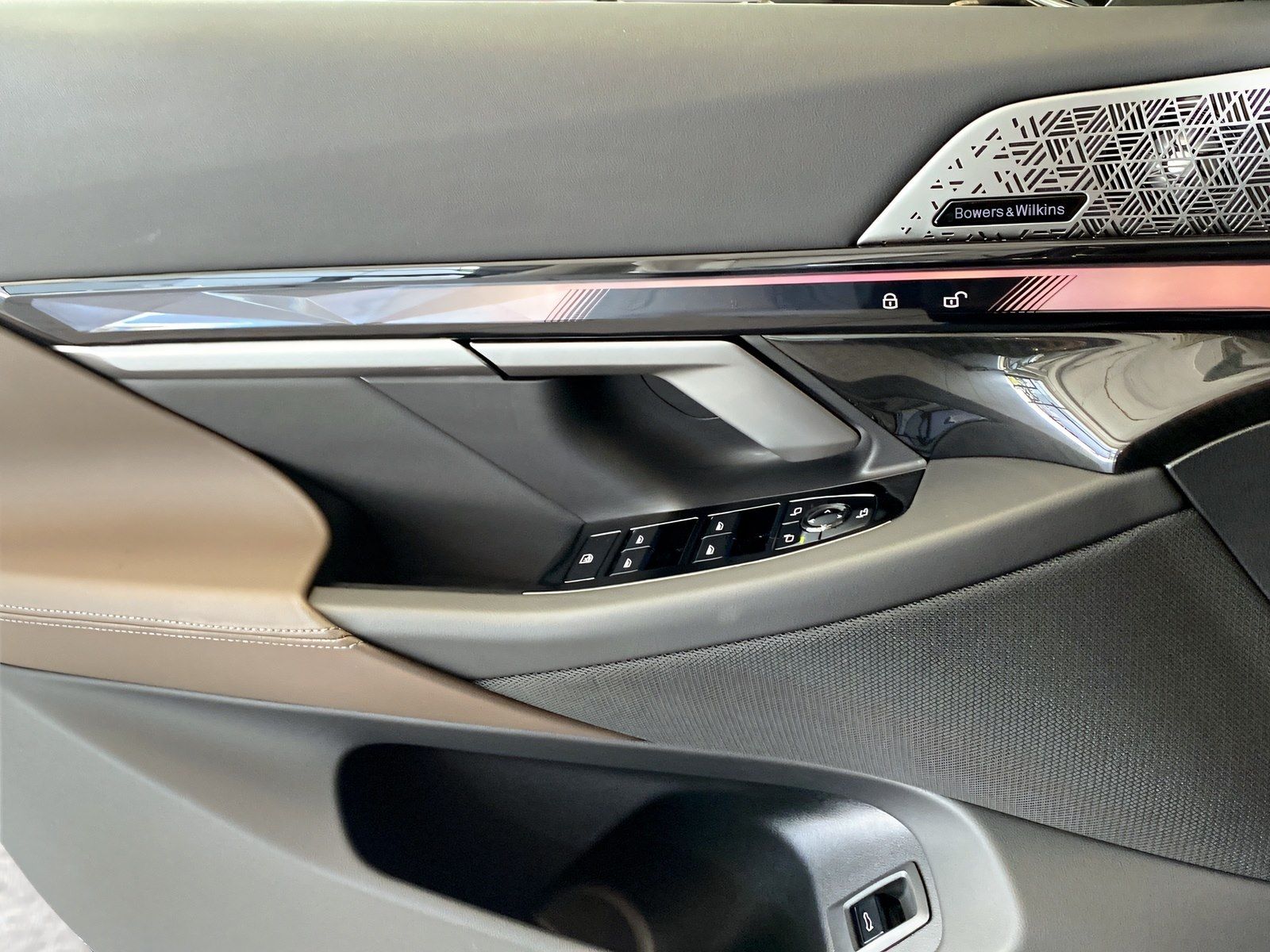 BMW i5 eDrive40 Touring M Sport AHK LiveCockpitProf foto 16