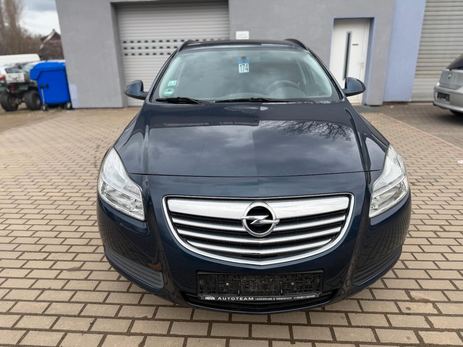 Opel Insignia A Sports Tourer Selec. 1.8*MOTORSCHADEN