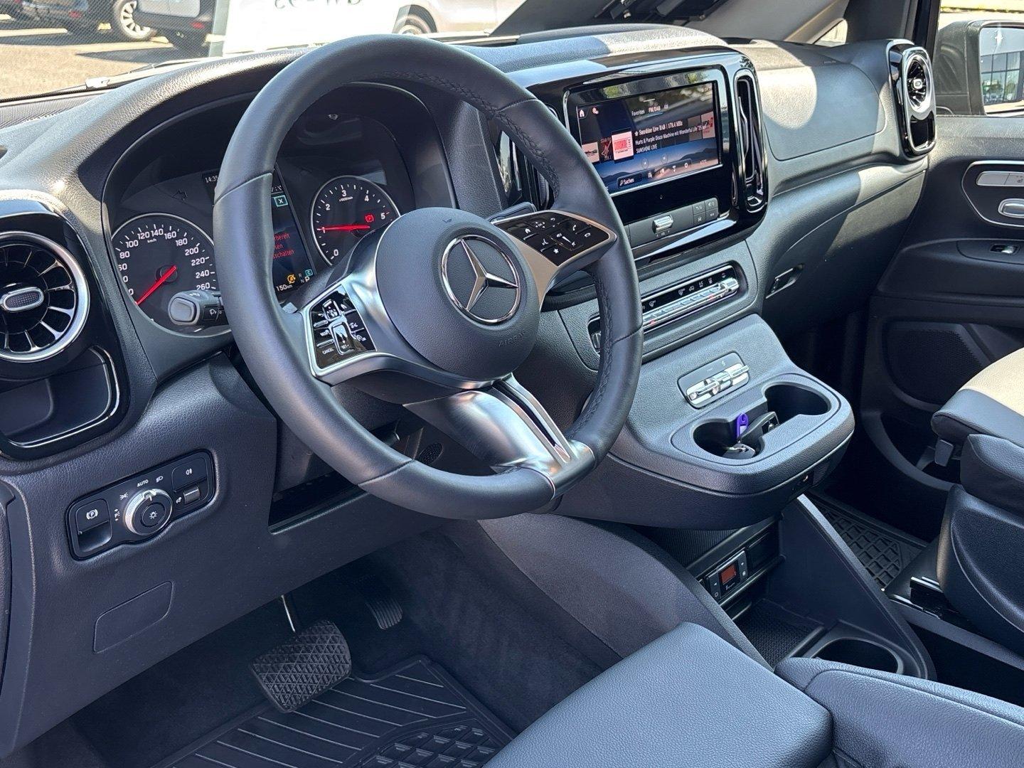 Mercedes-Benz Vito 119 CDI Tourer Select 4x4 XL Standhzg 360°