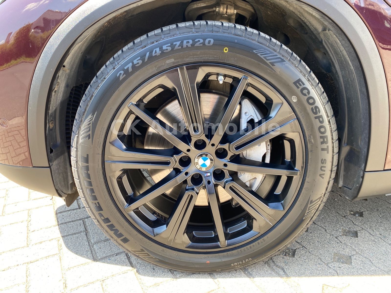 Fahrzeugabbildung BMW X5 xDrive 45e Individual/HeadUp/360°Kam/LED/AHK