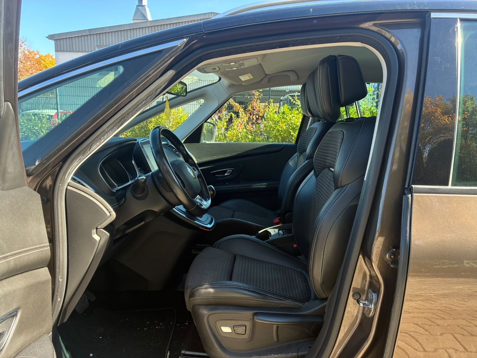RENAULT Scenic Scenic IV Grand Aut.BOSE Edition*Leder*Navi*LED*, Ansicht 15