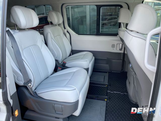 Hyundai STARIA 2WD 2.2 CRDi Signatur 7Sitzer Standheizun