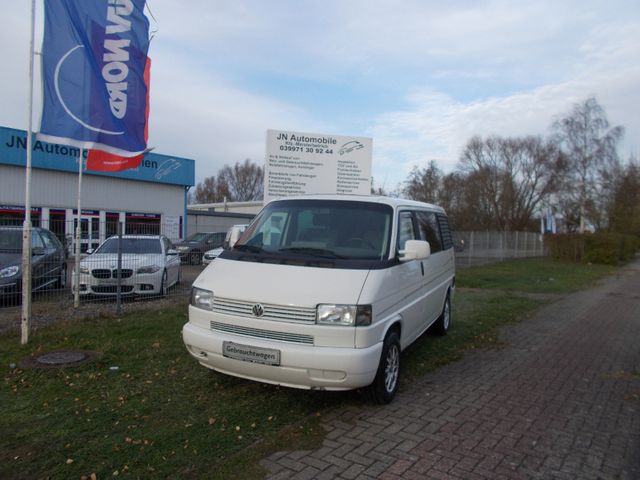 Volkswagen T4 2.5 D, Bett,Tisch,Küche,AHK, WOMO