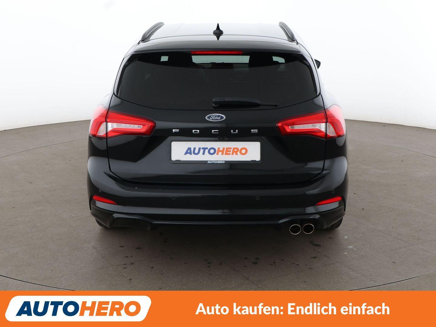 Ford Focus 1.0 EcoBoost ST-Line*NAVI*LED*SPUR*PDC*SHZ