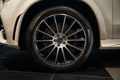 MERCEDES-BENZ GLE 450 4Matic AMG*PANO*HEADUP*CAM*AHK*TOP!