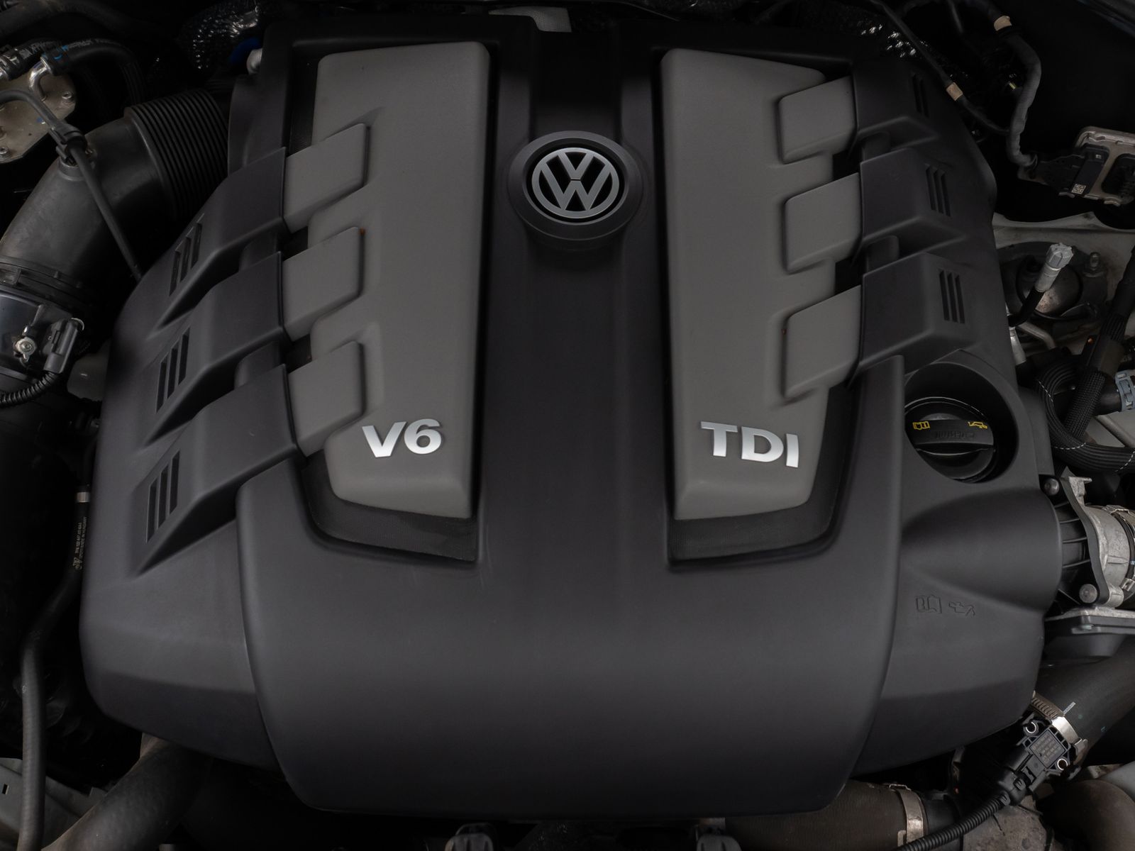 Fahrzeugabbildung Volkswagen Touareg V6 3.0 TDI Terrain Tech 4Motion PDC AHK