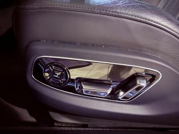2022 AUDI A8 — миниатюра 22