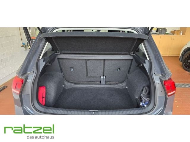 Fahrzeugabbildung Volkswagen Tiguan Life 1.5 TSI Navi LED ACC Apple CarPlay A