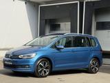Volkswagen Touran Highline LED ACC Virtual Pano Kamera AHK - Volkswagen Touran: Taxi