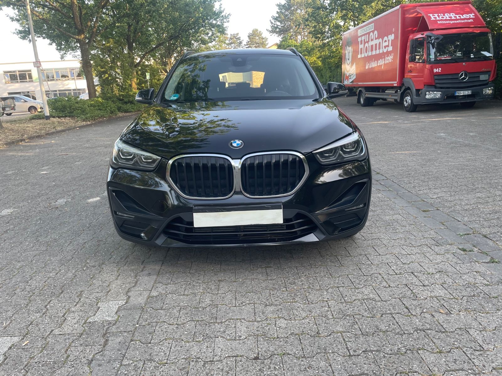 BMW X1 xDrive 25 d A Sport Line Business T Leder AHK